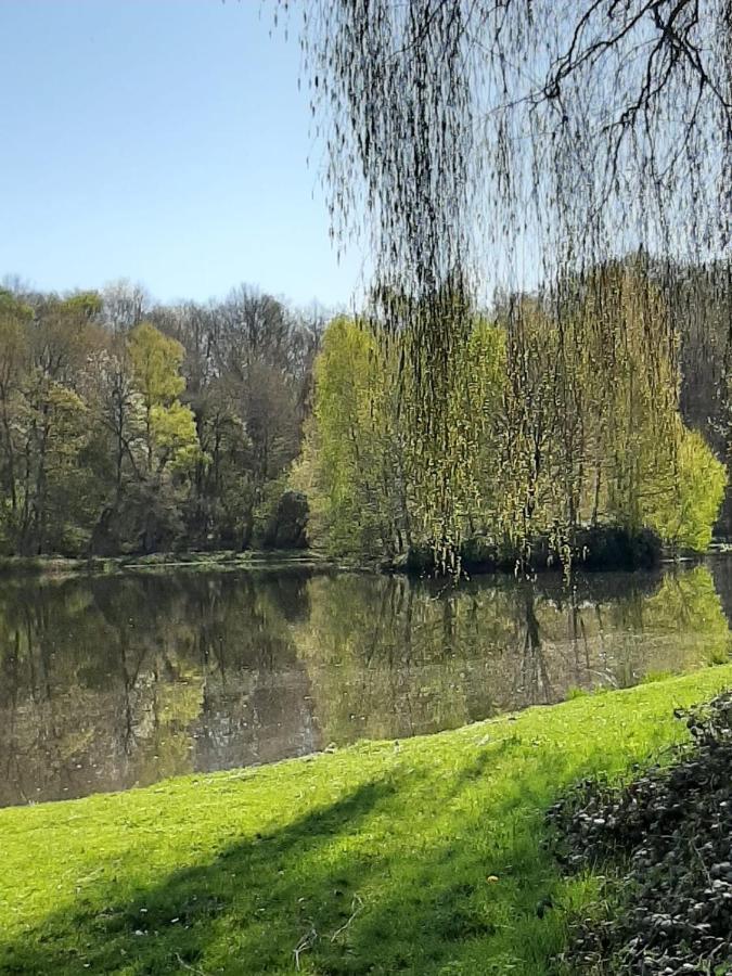 Luxe Gite Met Authentieke Kamers In De Creuse, France Valliere Экстерьер фото