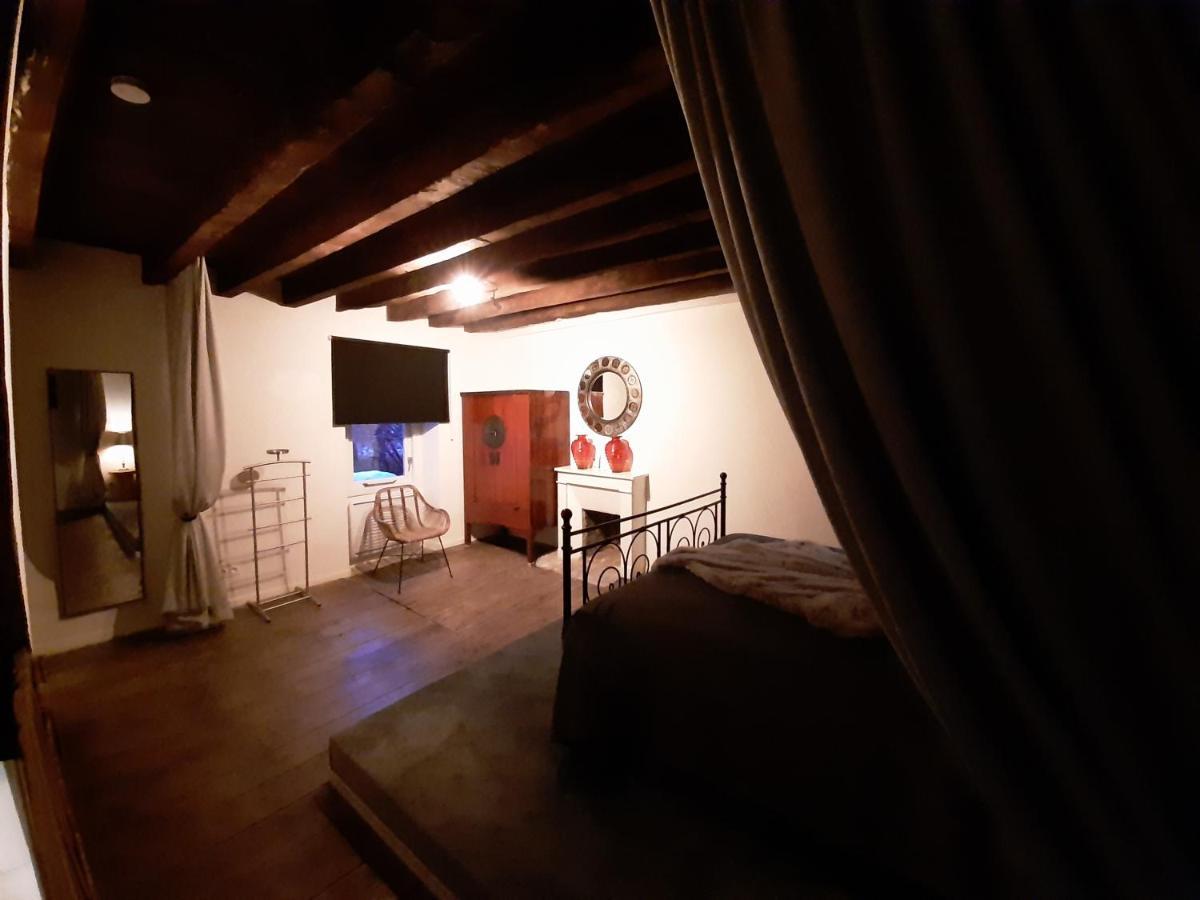 Luxe Gite Met Authentieke Kamers In De Creuse, France Valliere Экстерьер фото