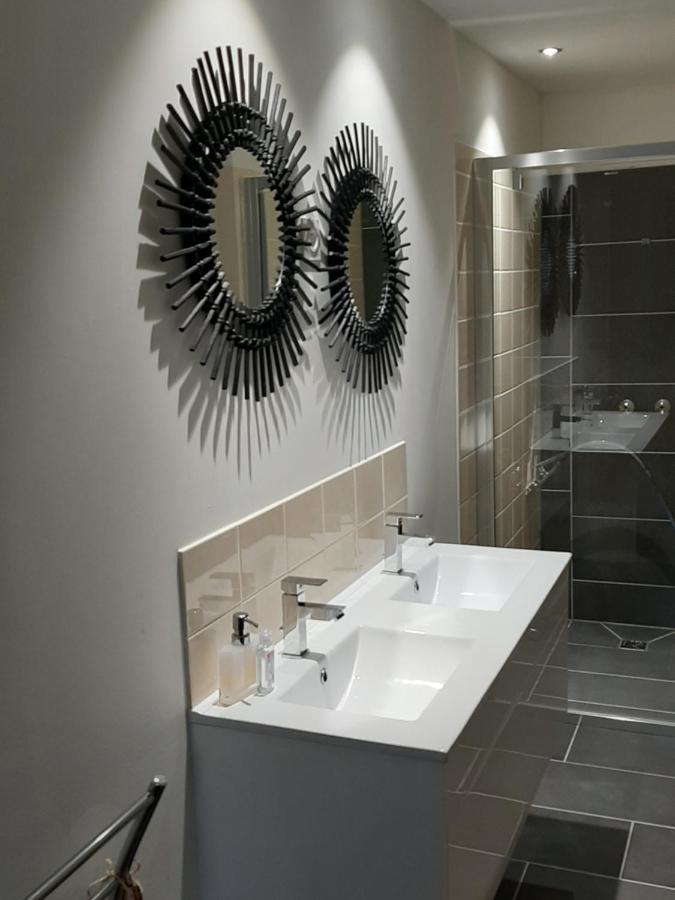 Luxe Gite Met Authentieke Kamers In De Creuse, France Valliere Экстерьер фото